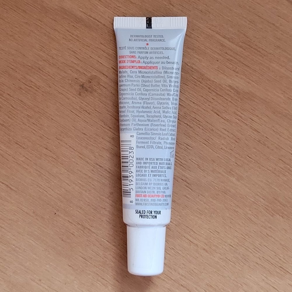 First Aid Beauty Set w/Fun Motif Zip Top Bag - Picture 15 of 15